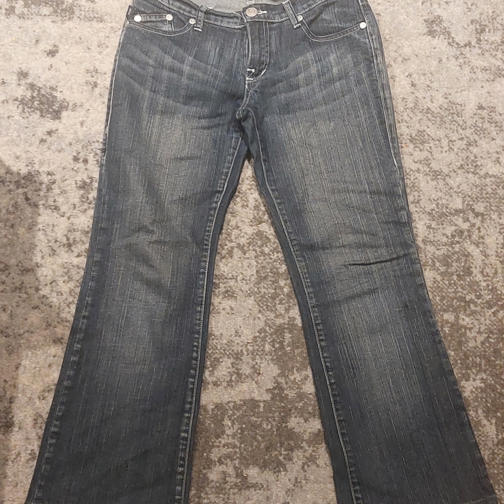 Victoria Beckham x Rock & Republic Y2K Low Rise Cropped Flare Jeans - Picture 4 of 8